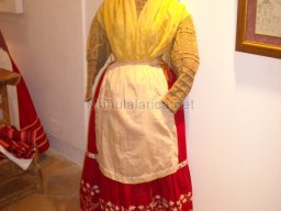 Exposición de indumentaria y costumbres 2009